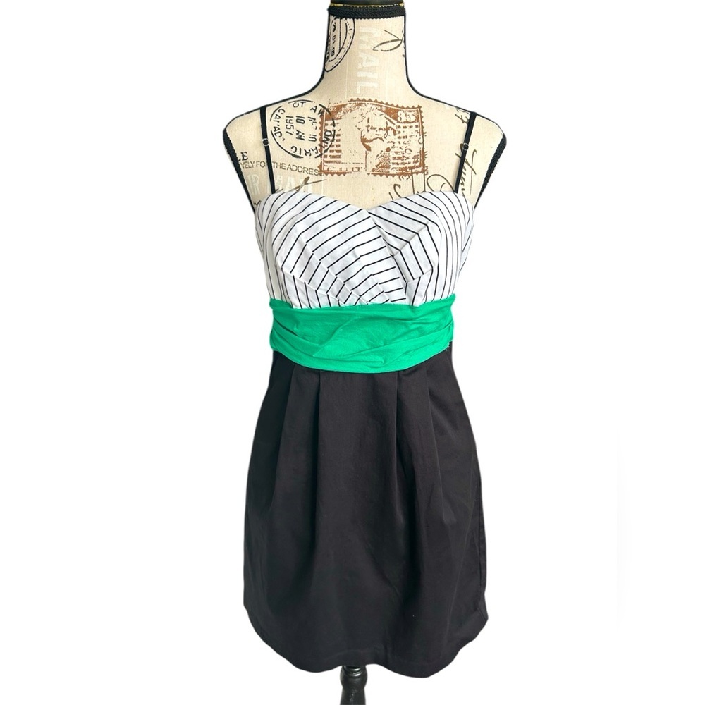5/$25 As U Wish Y2K Vintage Mini dress in fun bold colors size 7 juniors